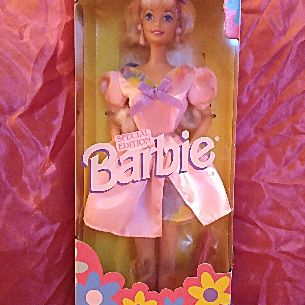 Special Edition Russell Stovers Barbie 1996